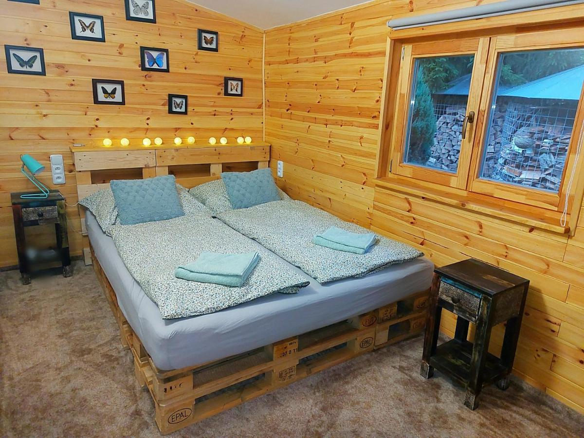 Charming Klara With Sauna, Nature&privacy Near Prague Ferienhaus Male Kysice