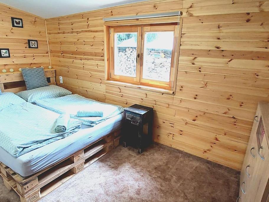 Charming Klara With Sauna, Nature&privacy Near Prague Holiday home *