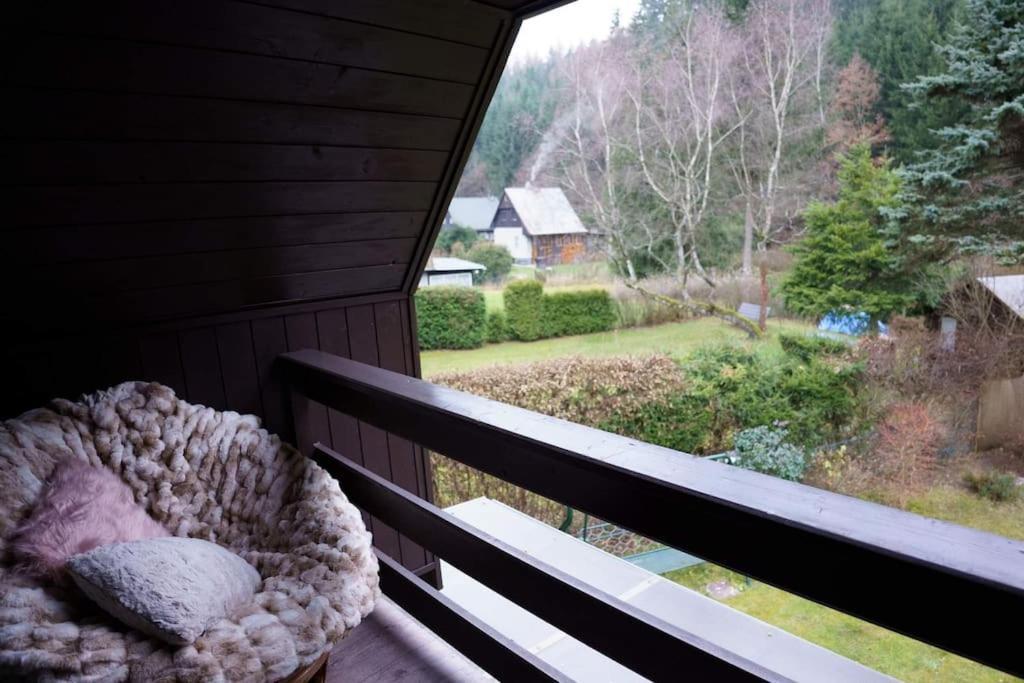 Charming Klara With Sauna, Nature&privacy Near Prague Holiday home Male Kysice