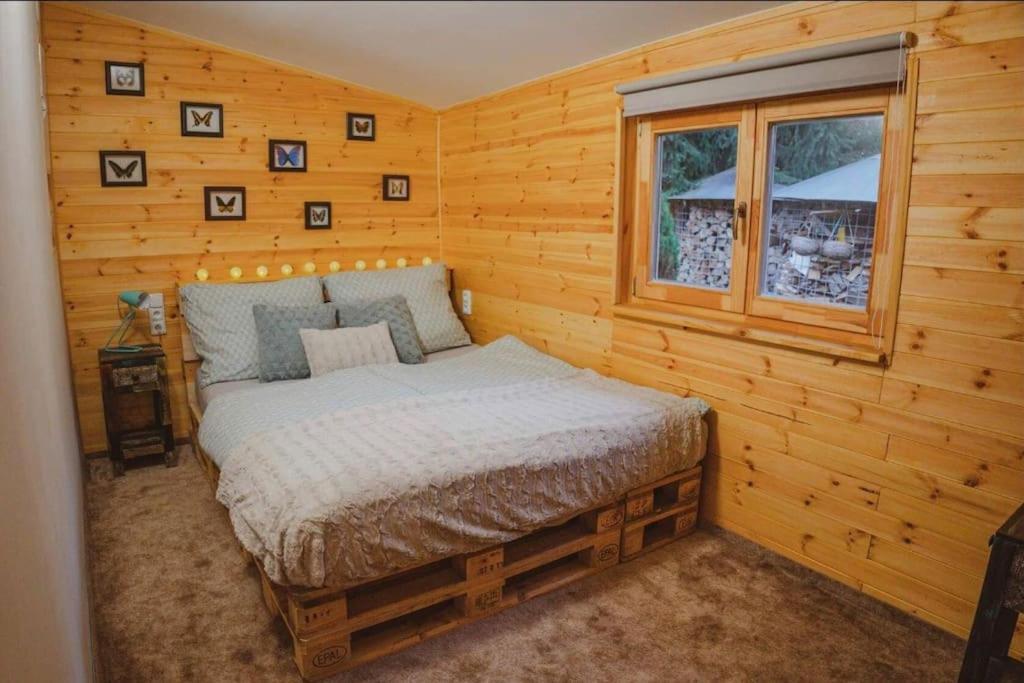 Charming Klara With Sauna, Nature&privacy Near Prague Ferienhaus *