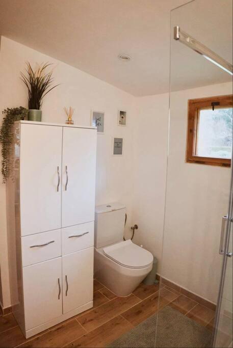 Holiday home Charming Klara With Sauna, Nature&privacy Near Prague Male Kysice