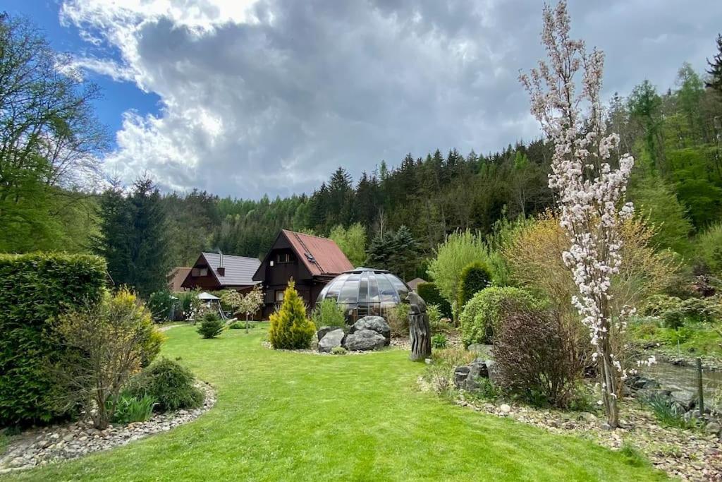 Charming Klara With Sauna, Nature&privacy Near Prague * Male Kysice